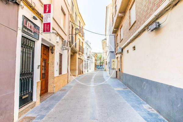 Terreno en calle del Pou