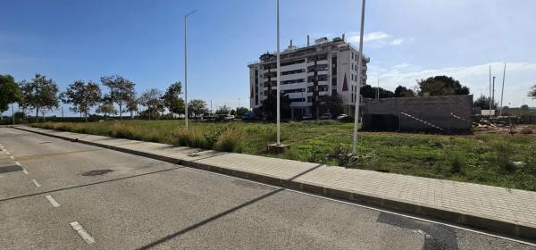 Terreno en calle Dolors Martínez Salvador