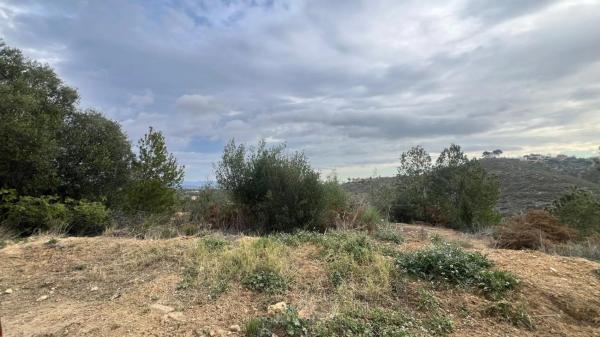 Terreno en Barrio Cumbres de Calicanto