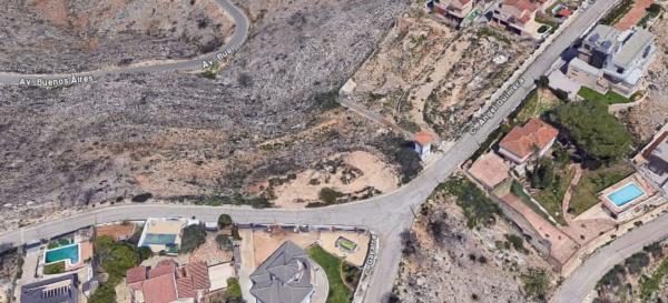 Terreno en calle Àngel Guimerà