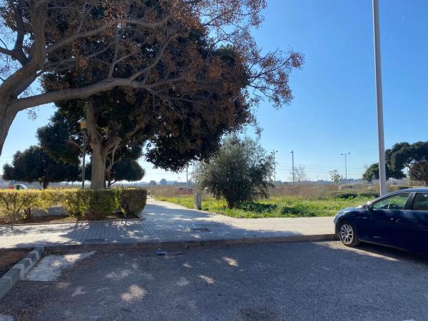 Terreno en calle de Vicenta Gomar Comare, 30