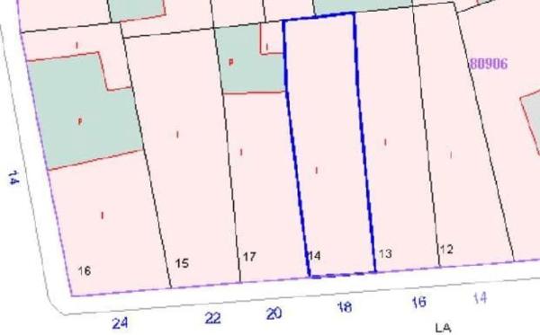 Terreno en calle de la Malva-rosa