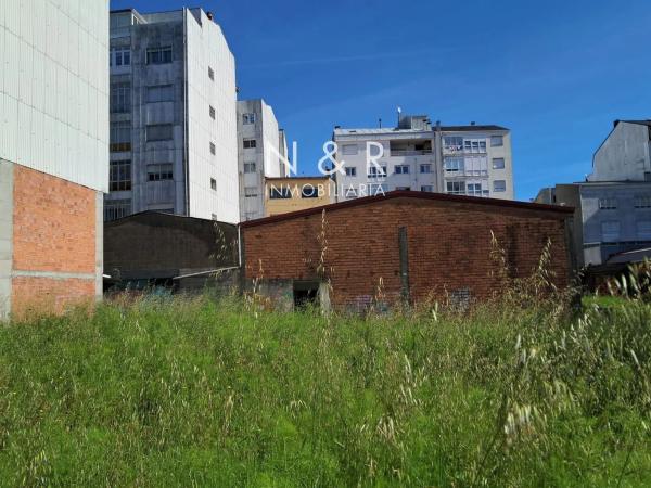 Terreno en calle Irida