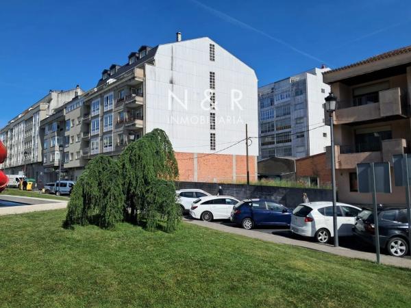 Terreno en calle Irida