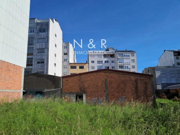 Terreno en calle Irida