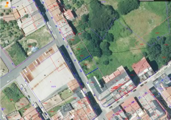 Terreno en avenida Santiago