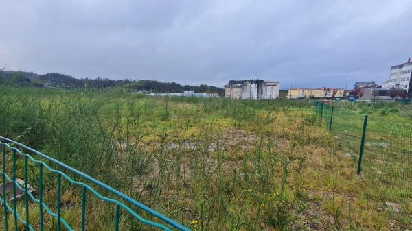 Terreno en avenida Vigo, 67