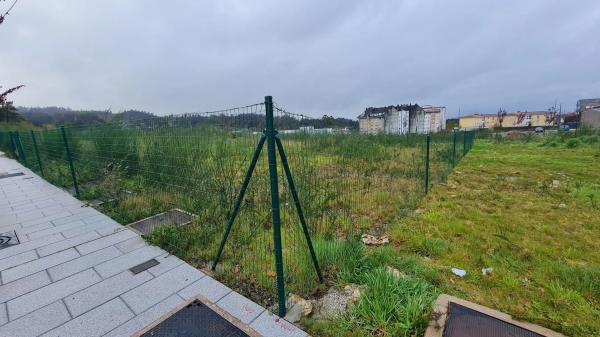 Terreno en avenida Vigo, 67