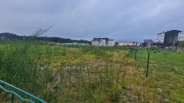 Terreno en avenida Vigo, 67