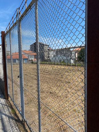 Terreno en avenida Vigo, 42