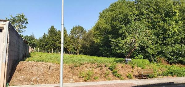 Terreno en camino Ouzande