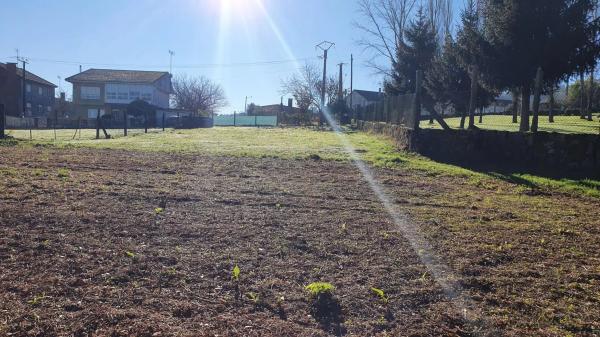 Terreno en camino Ouzande