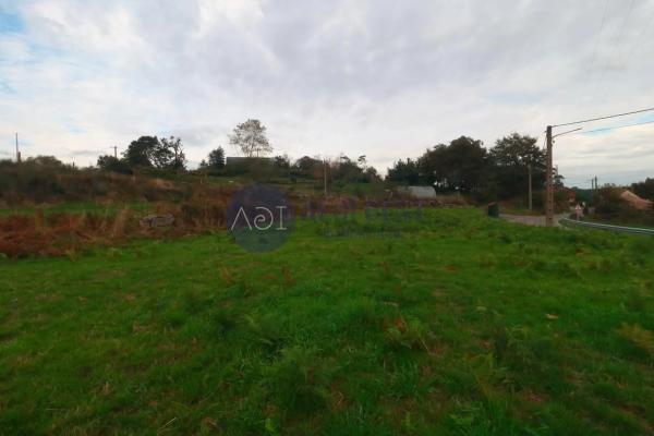 Terreno en Lugar Os Muros