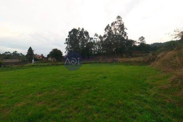 Terreno en Lugar Os Muros