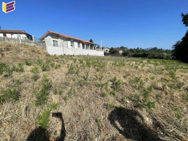 Terreno en calle Lugar a Fonte,tui