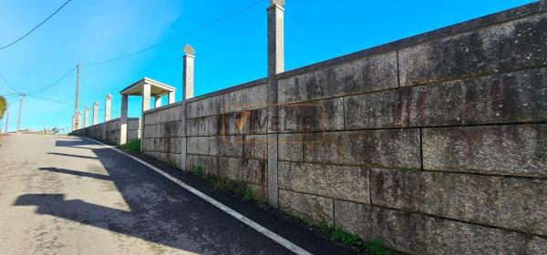 Terreno en calle Carballo