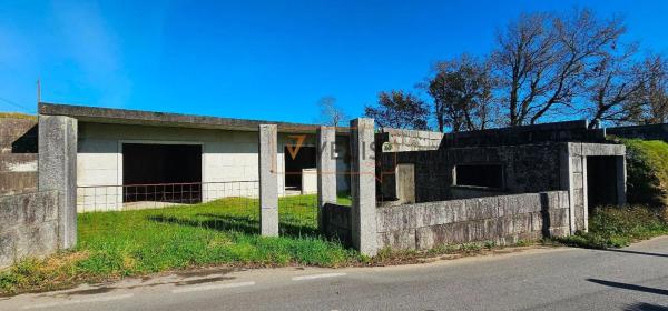 Terreno en calle Carballo