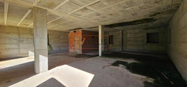 Terreno en calle Carballo