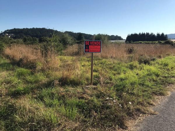 Terreno en travesía 1ª Pasadoiro s/n