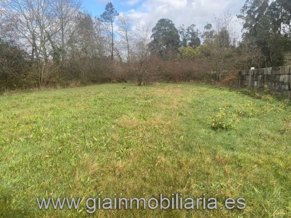 Terreno en calle Baldranes