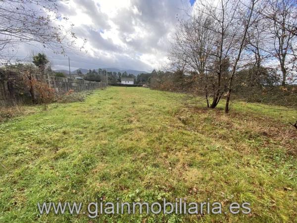 Terreno en calle Baldranes