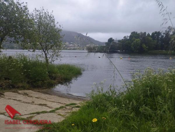 Terreno en camino de Eiras