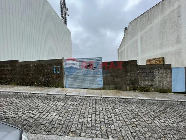 Terreno en Mariano Ordoñez, 12