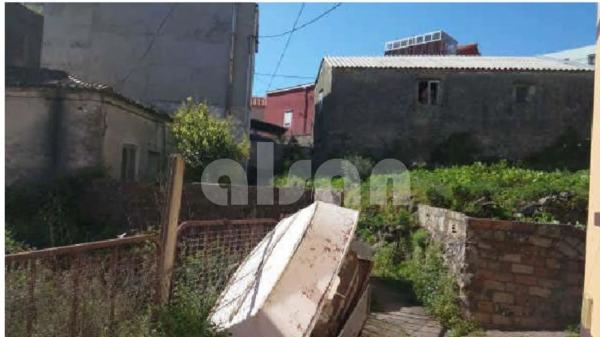 Terreno en calle o Rosal