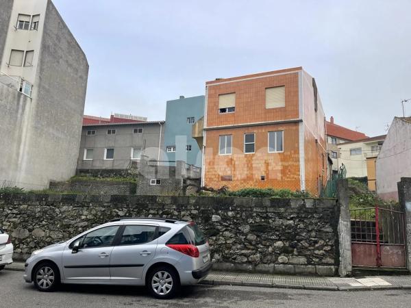 Terreno en calle o Rosal