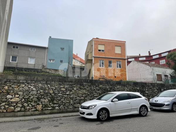 Terreno en calle o Rosal