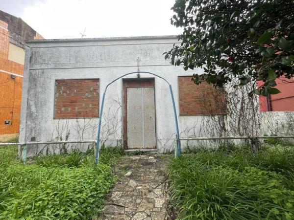 Terreno en calle o Rosal