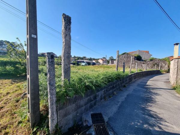 Terreno en o cruceiro s/n