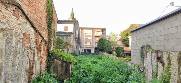 Terreno en avenida Pedro Mateo Sagasta, 38