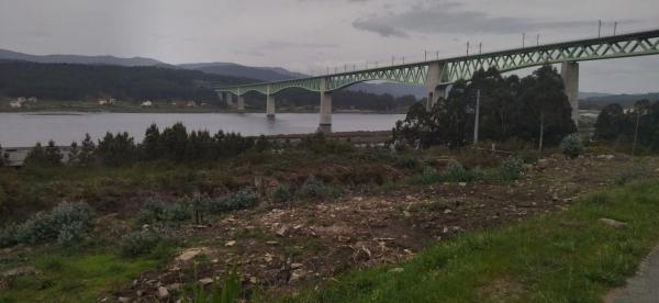 Terreno en avenida Muiños de Vento s/n