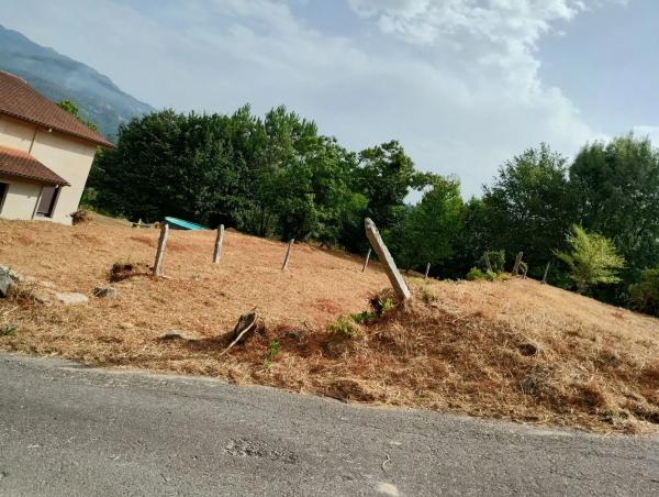 Terreno en Barrio Paredes, 55