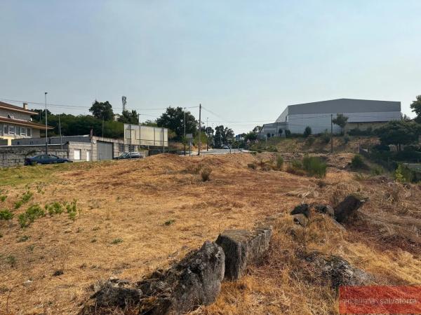 Terreno en carretera Circunvalación