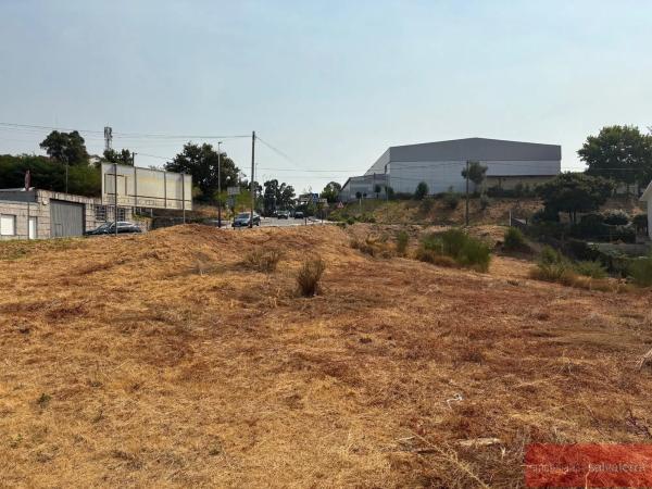 Terreno en carretera Circunvalación