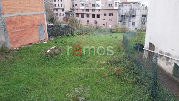 Terreno en calle do Rodo