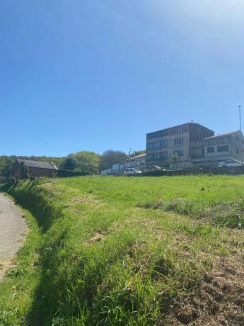 Terreno en avenida do Empalme, 31