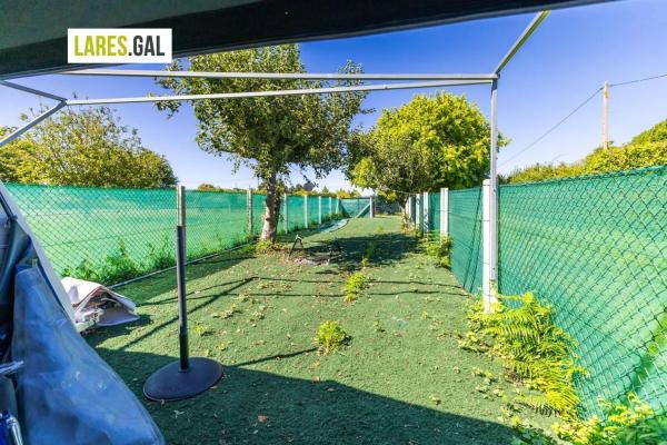 Terreno en calle Curres Alada