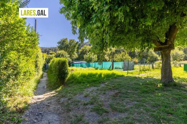 Terreno en calle Curres Alada