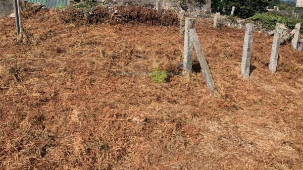 Terreno en Lugar o Outeiro