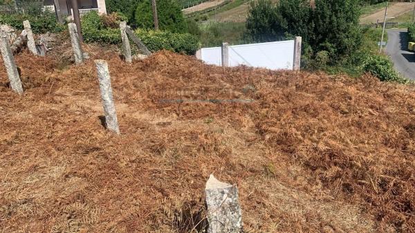 Terreno en Lugar o Outeiro
