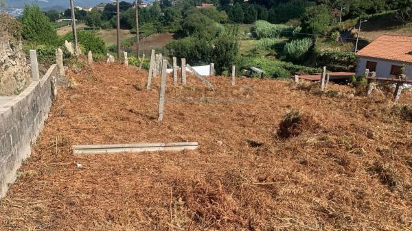 Terreno en Lugar o Outeiro