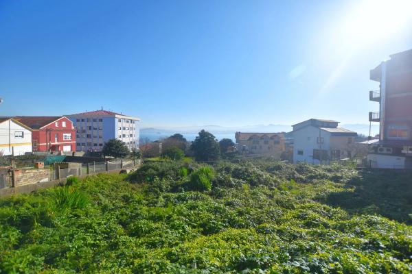 Terreno en avenida de Pontevedra