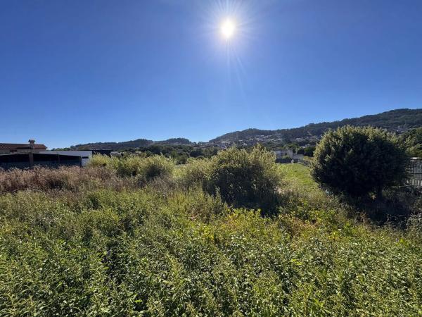 Terreno en calle da Retirosa