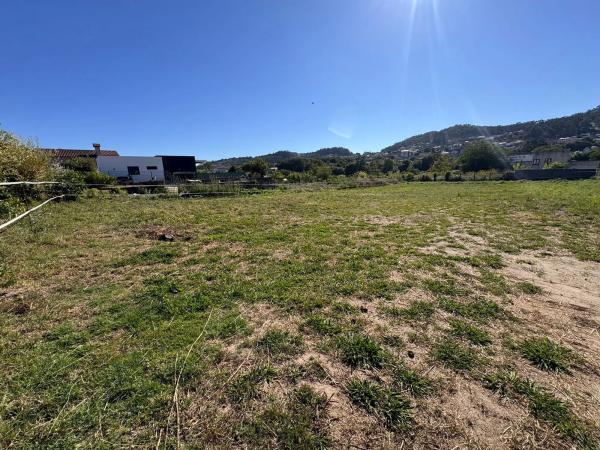 Terreno en calle da Retirosa