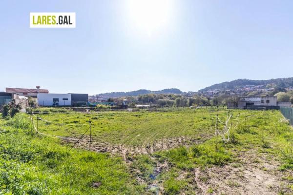 Terreno en calle da Retirosa