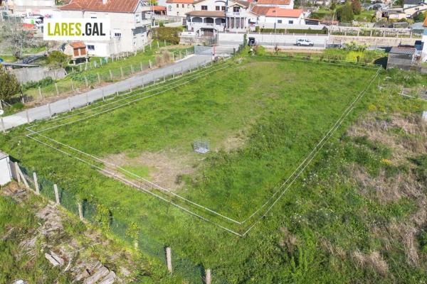 Terreno en calle da Retirosa
