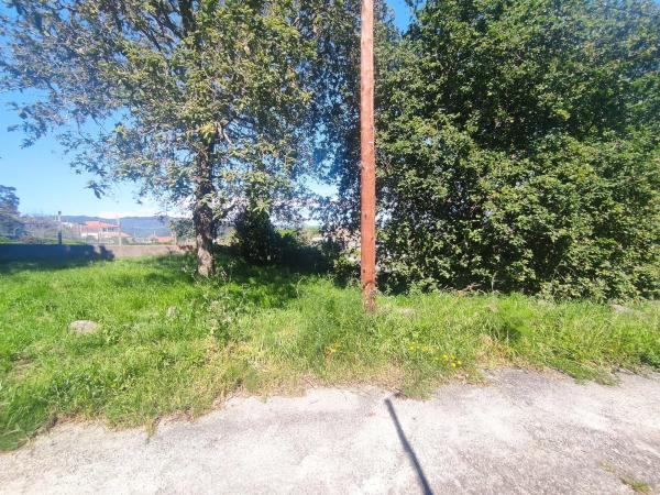 Terreno en calle Cimadevila s/n